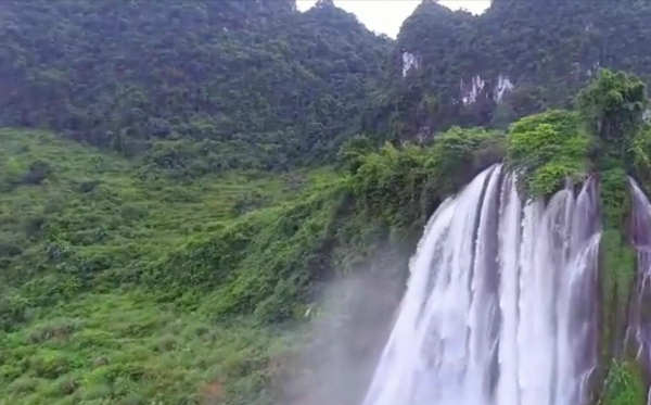 古龙山大峡谷旅游